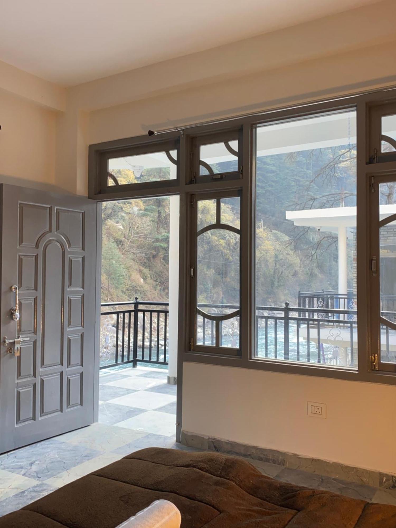 Hom House Of Mannmauji Riverside Kasol Eksteriør billede