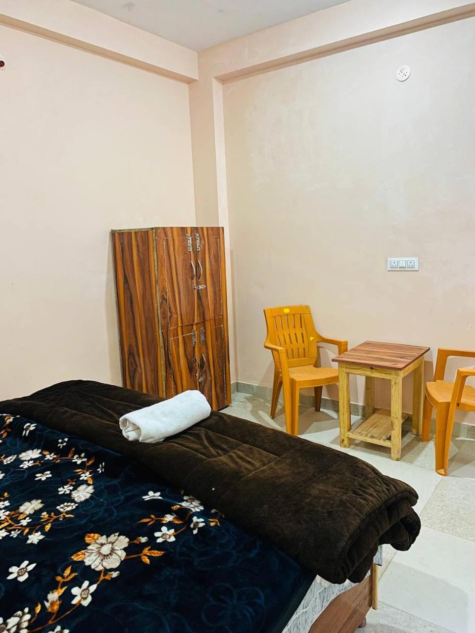 Hom House Of Mannmauji Riverside Kasol Eksteriør billede